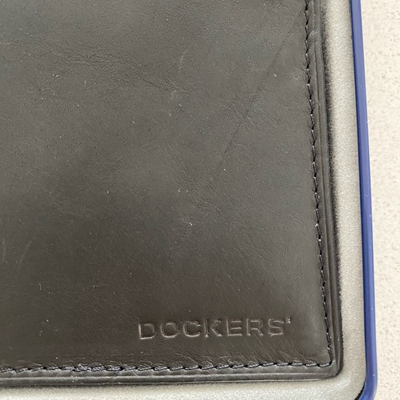 NEW IN BOX Dockers wallet and money clip - Picture 3 of 8